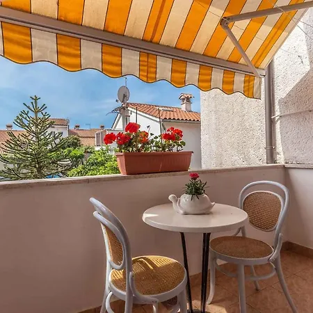 In - Istrien 42141 Apartamento Poreč